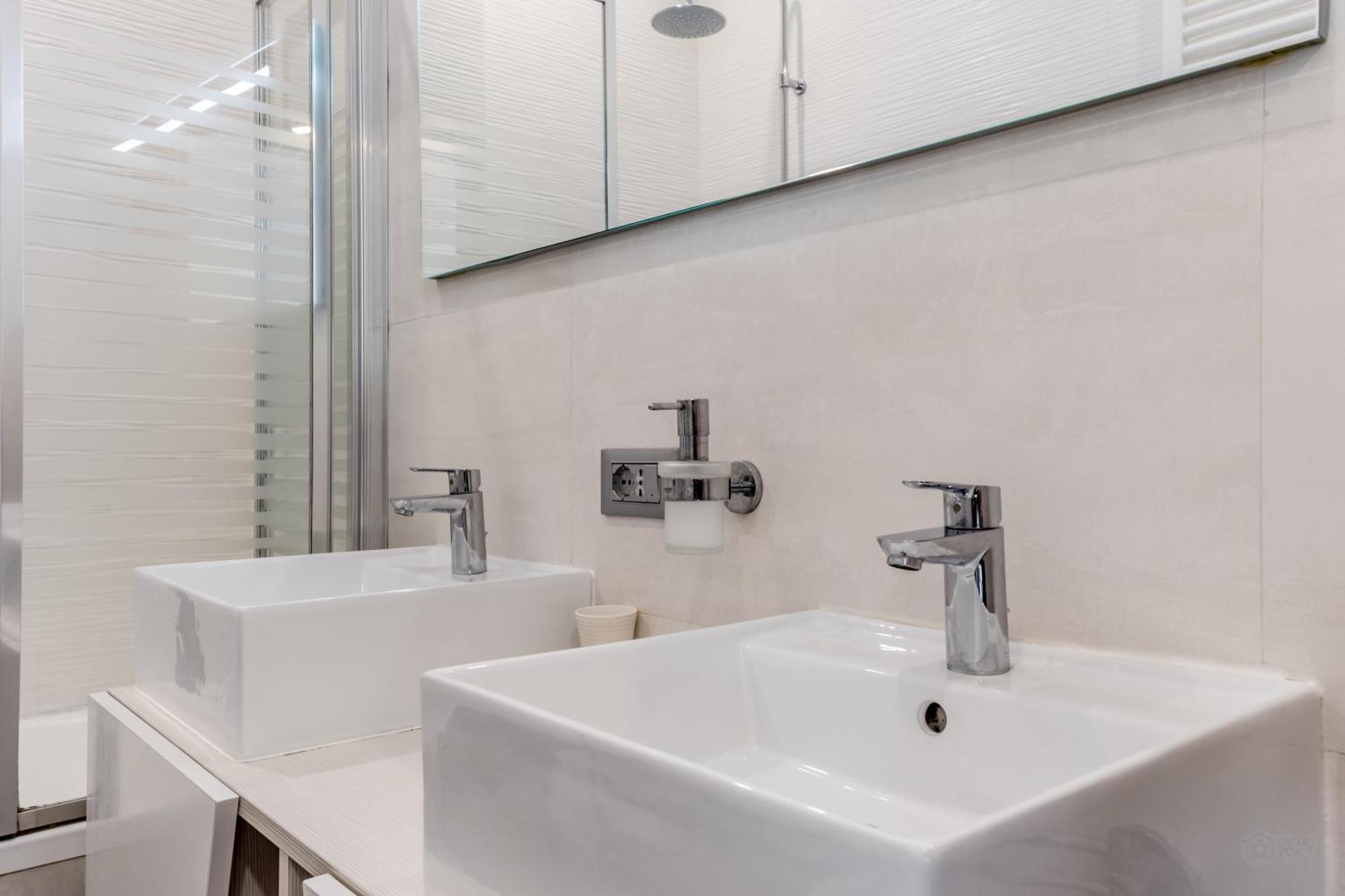 Bbhome Tiburtina Station * Roma